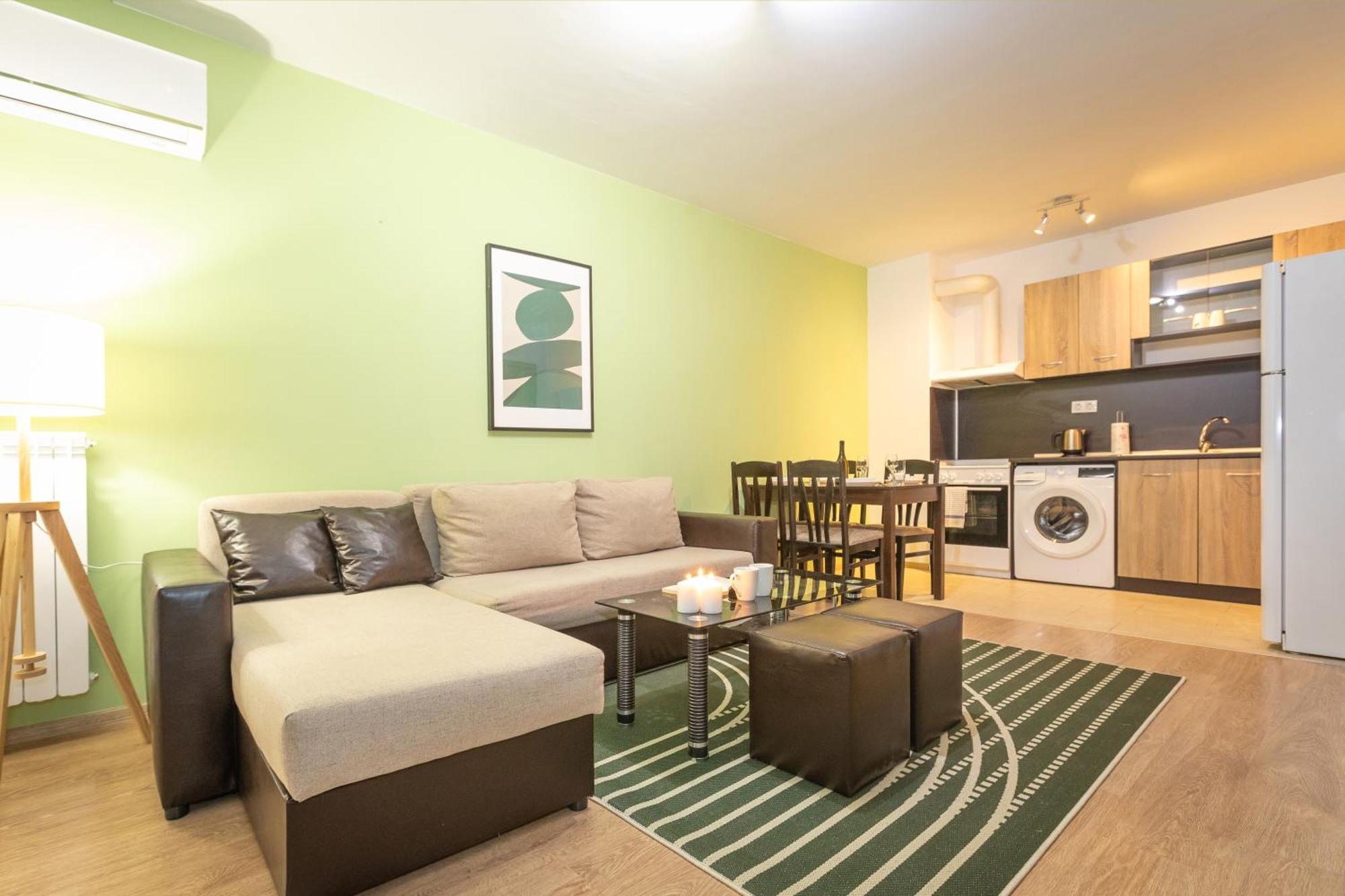 Modern And Bright Apartments Near Center - Free Parking Sofia Exterior foto